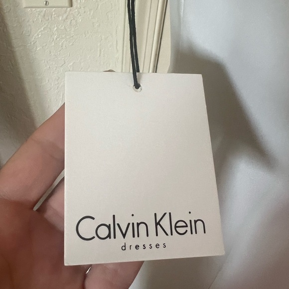 Calvin Klein white floral dress - Picture 6 of 10